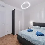 Con Terrazza Privata Velarium 1bdr - Ospedale Gemelli Apartament