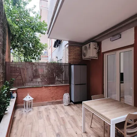 Con Terrazza Privata Velarium 1bdr - Ospedale Gemelli Apartament *