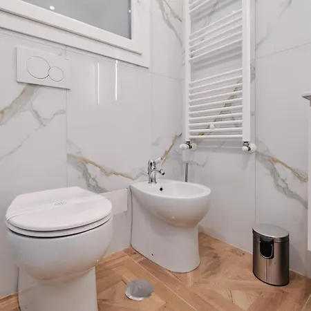 Con Terrazza Privata Velarium 1bdr - Ospedale Gemelli *
