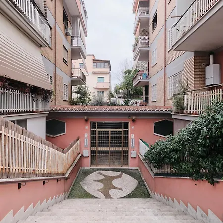 Con Terrazza Privata Velarium 1bdr - Ospedale Gemelli * ローマ