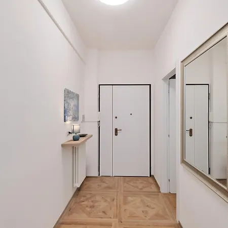 شقة Con Terrazza Privata Velarium 1bdr - Ospedale Gemelli روما